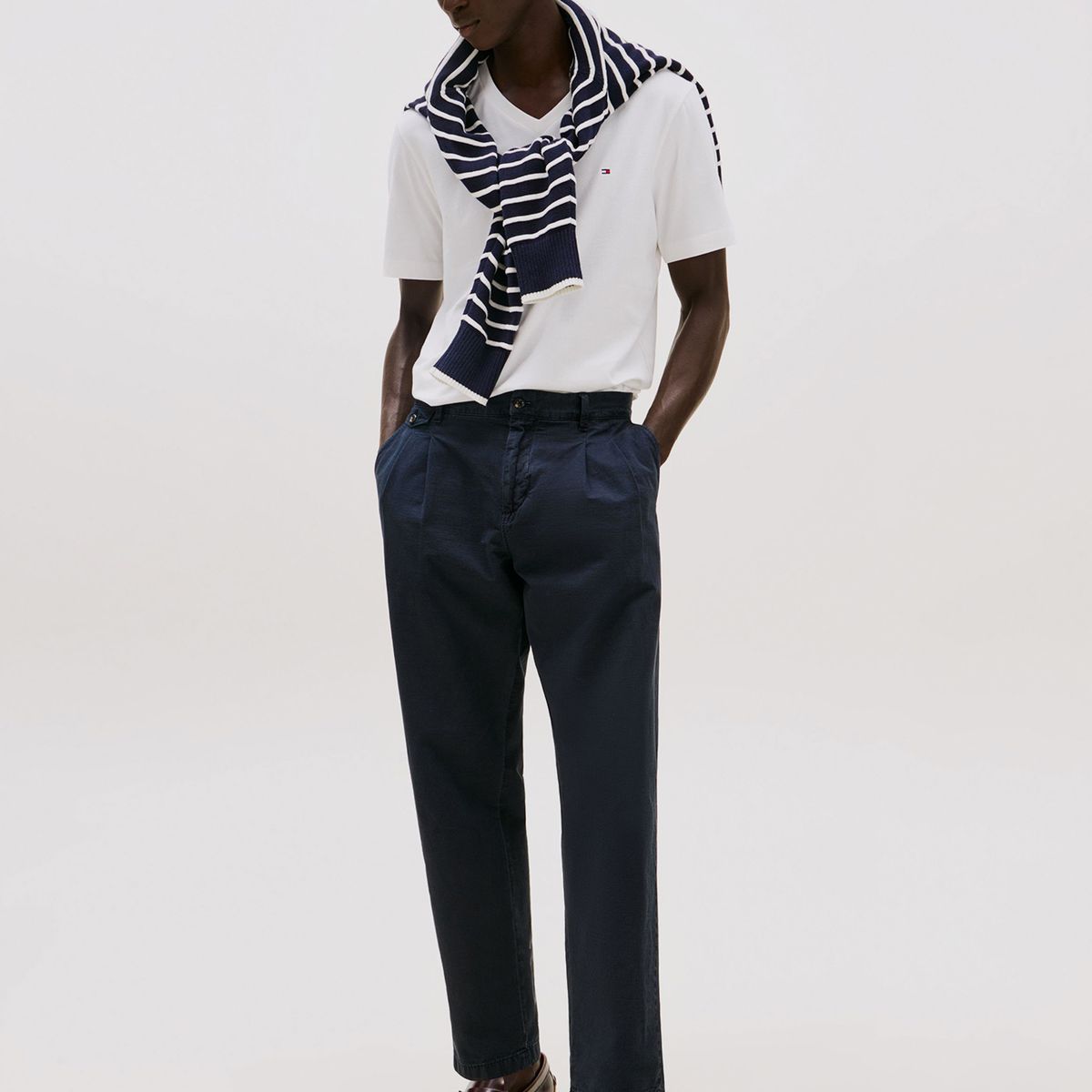 TOMMY HILFIGER - Polera Essential Cotton V-Neck Regular Fit Blanco Tommy Hilfiger