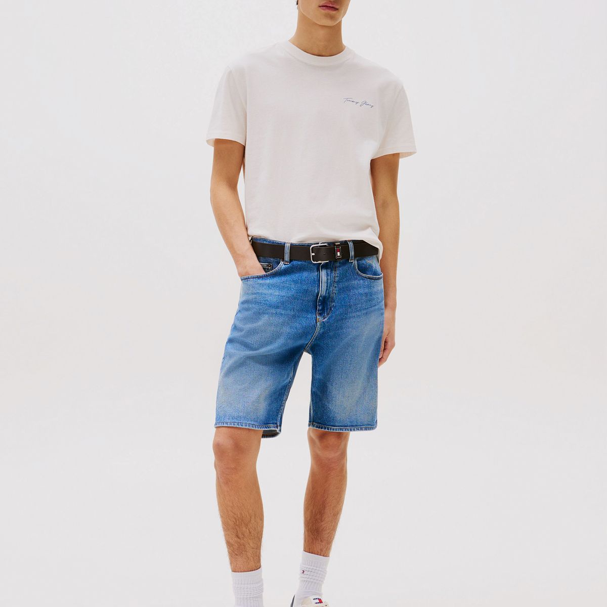 TOMMY HILFIGER - Polera Sailing Logo Regular Fit Blanco Tommy Jeans