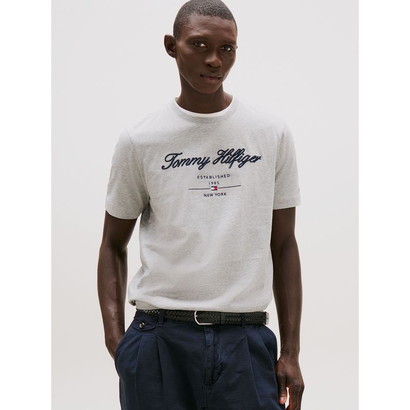 TOMMY HILFIGER - Polera Con Script Logo Gris Tommy Hilfiger