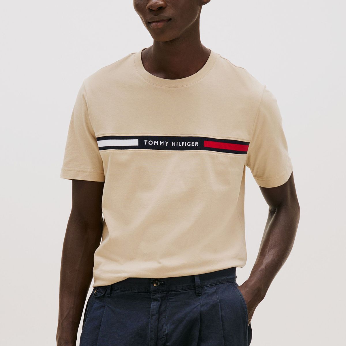 TOMMY HILFIGER - Polera Chest Insert Logo Beige Tommy Hilfiger