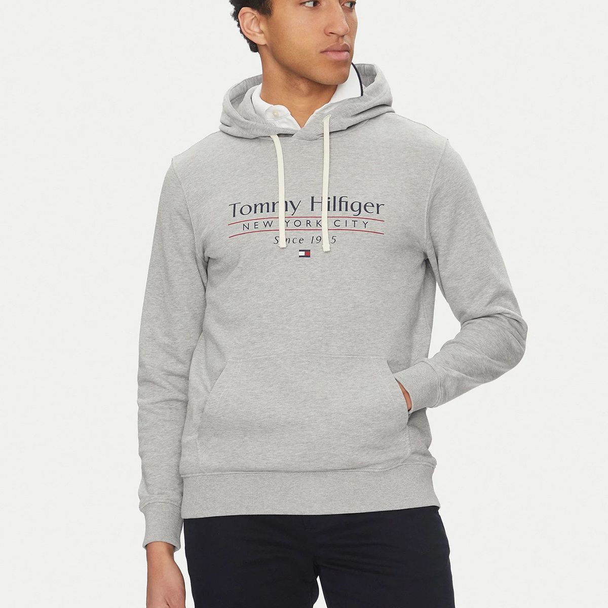 TOMMY HILFIGER - Polerón Hoodie Center Stack Logo Gris Tommy Hilfiger