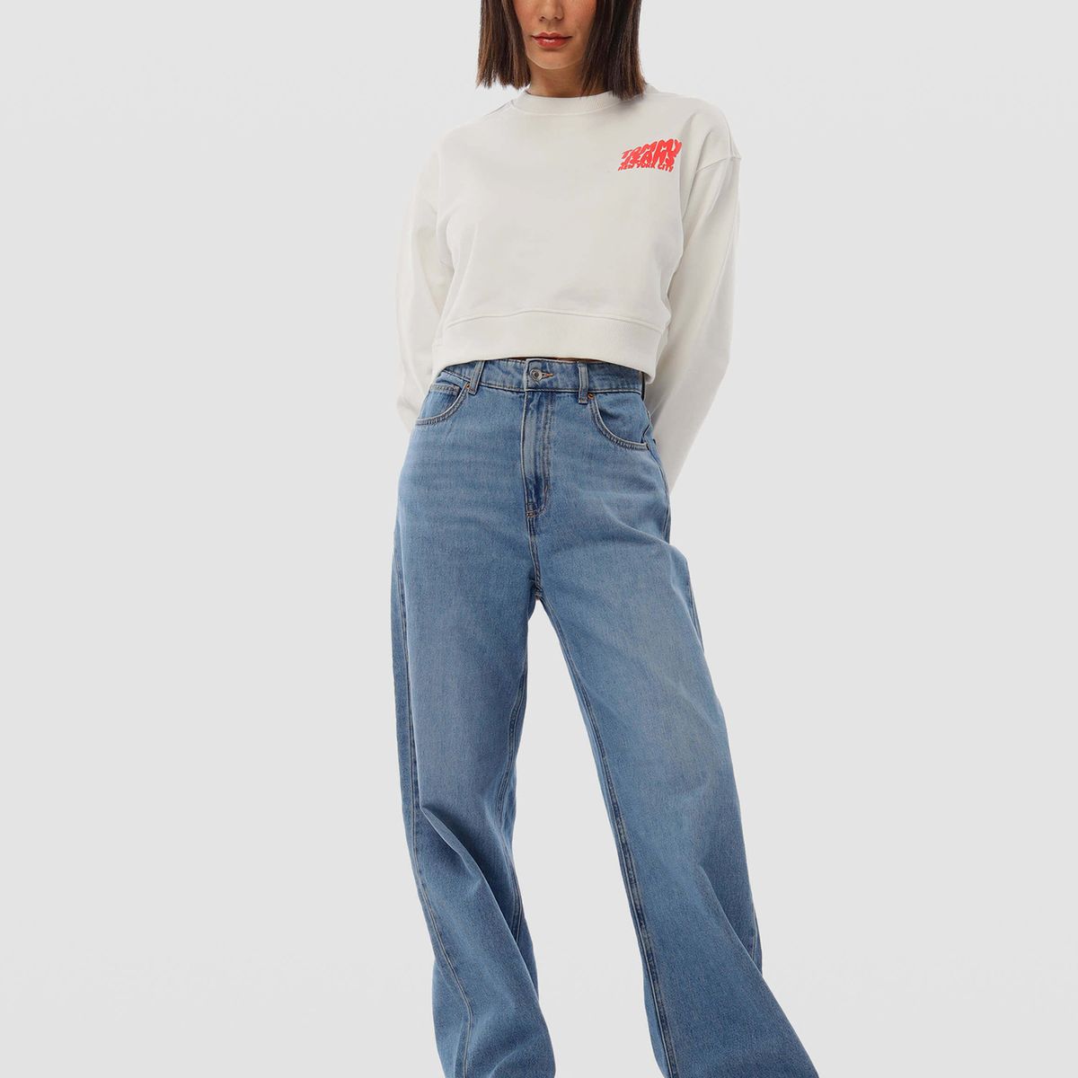 TOMMY HILFIGER - Polerón Cropped Bubble Logo Blanco Tommy Jeans