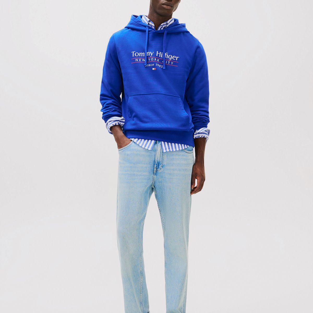 TOMMY HILFIGER - Polerón Hoodie Center Stack Logo Azul Tommy Hilfiger