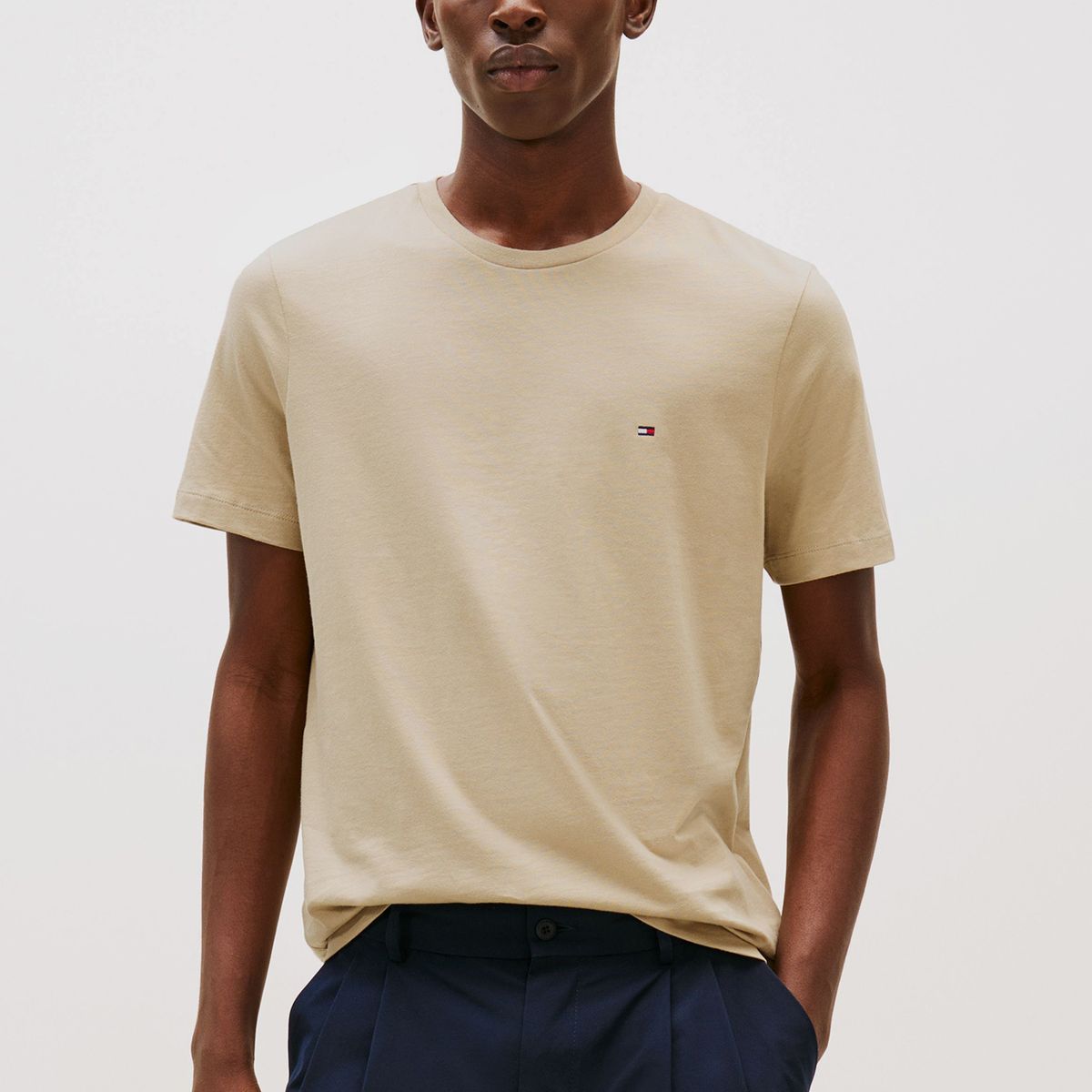 TOMMY HILFIGER - Polera Essential Cotton C-Neck Regular Fit Beige Tommy Hilfiger