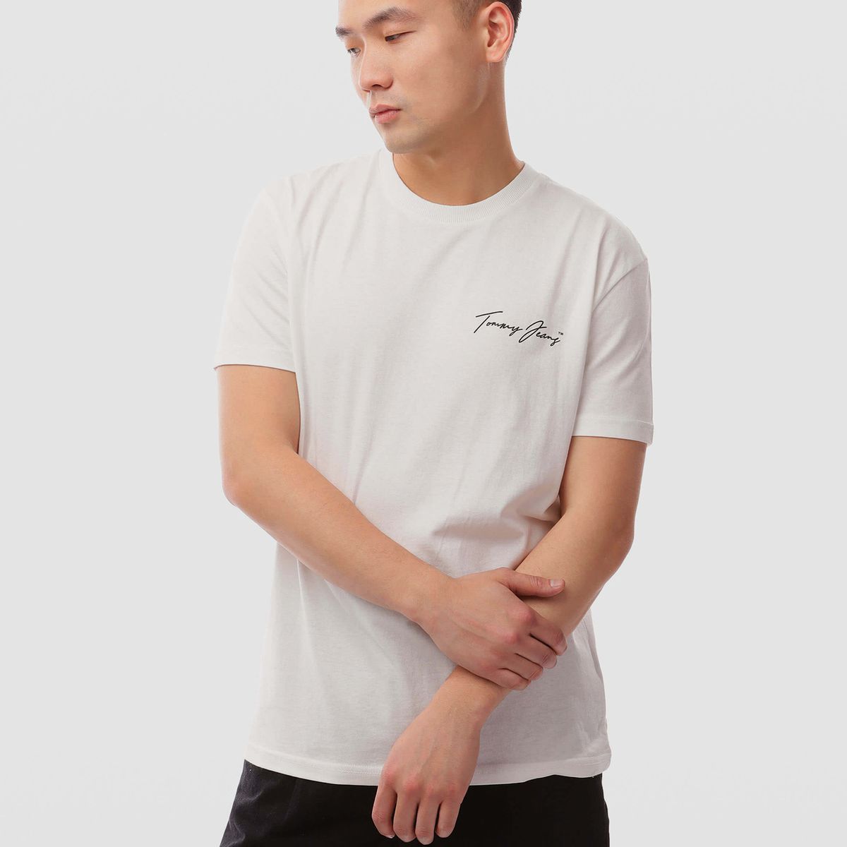 TOMMY HILFIGER - Polera Novelty Logo Regular Fit Blanco Tommy Jeans