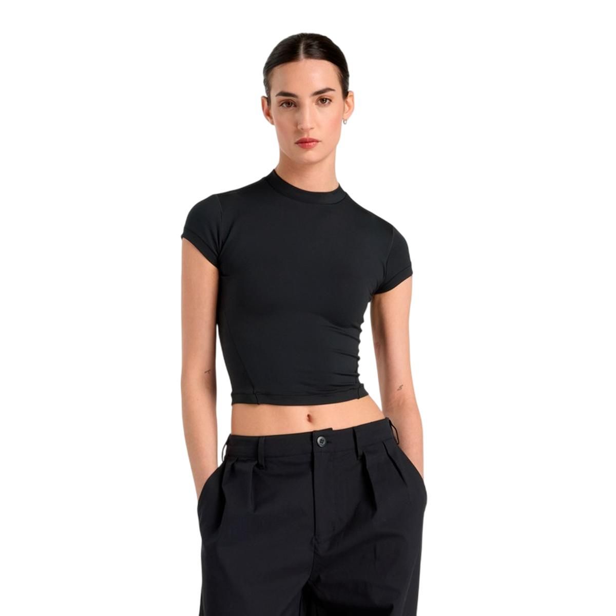 NEW BALANCE - Polera Entrenamiento Mujer New Balance Negra