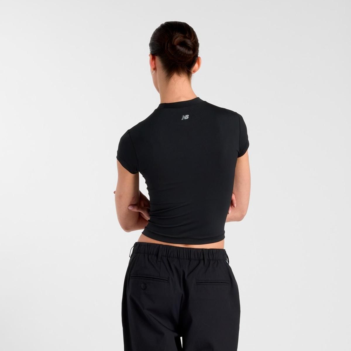 NEW BALANCE - Polera Entrenamiento Mujer New Balance Negra