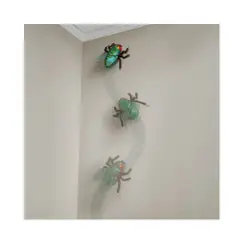 TERRA - Mosca trepadora a control remoto