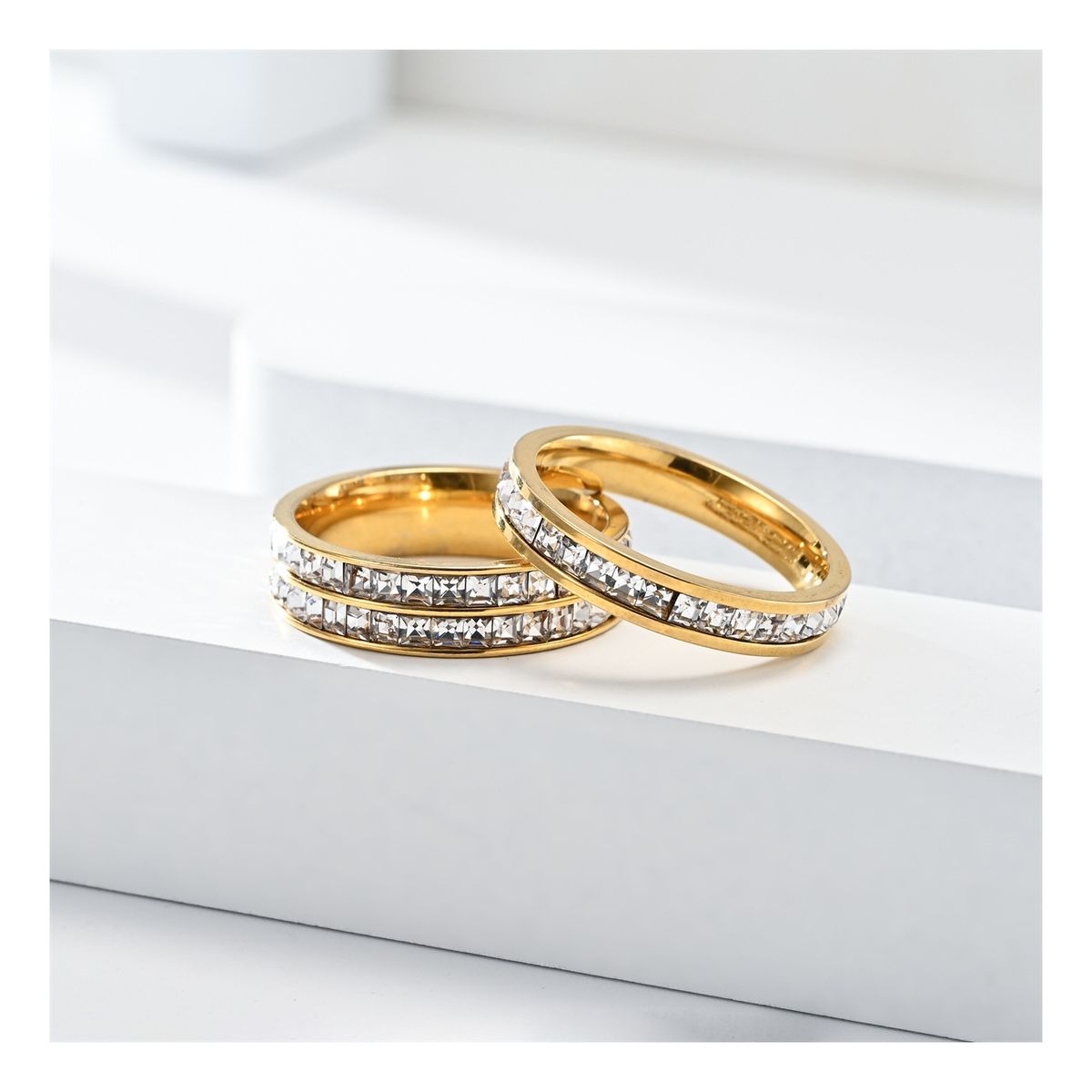 ZG JOYAS - Anillo Mujer Acero Inoxidable 8mm Chapado Cristales Zirconia