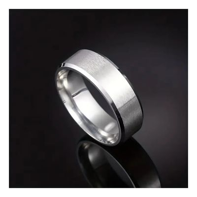 Imagen 2 del producto Anillo Titanio 8mm Hombre Mujer Moda Plateado