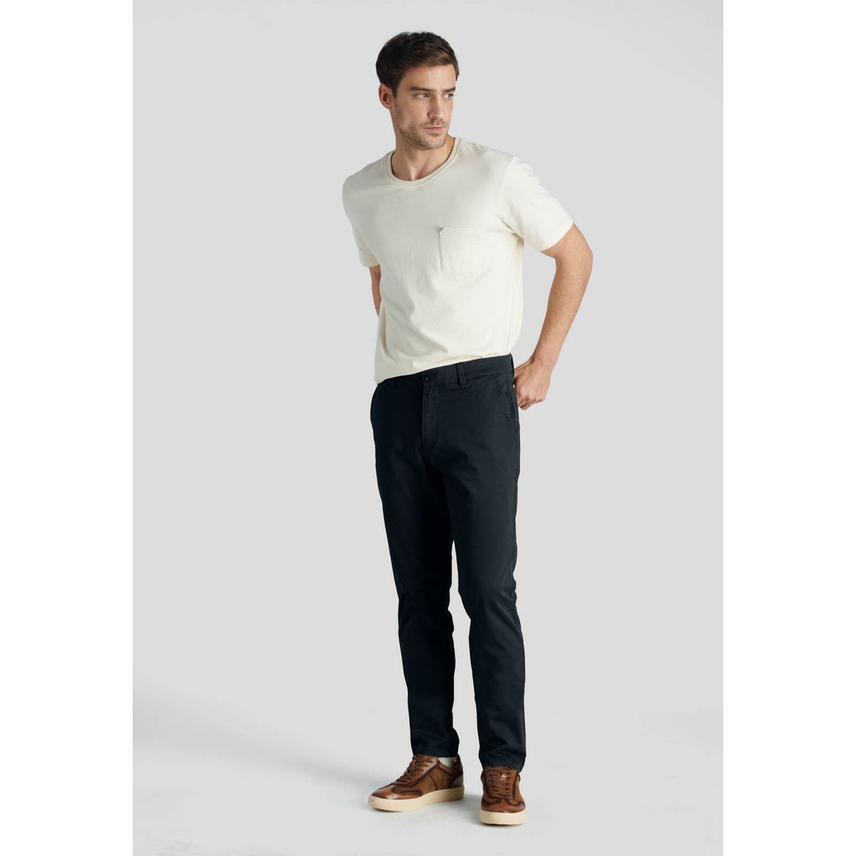 NEW MAN - Pantalón Bagneaux Slim Heritage Negro New Man