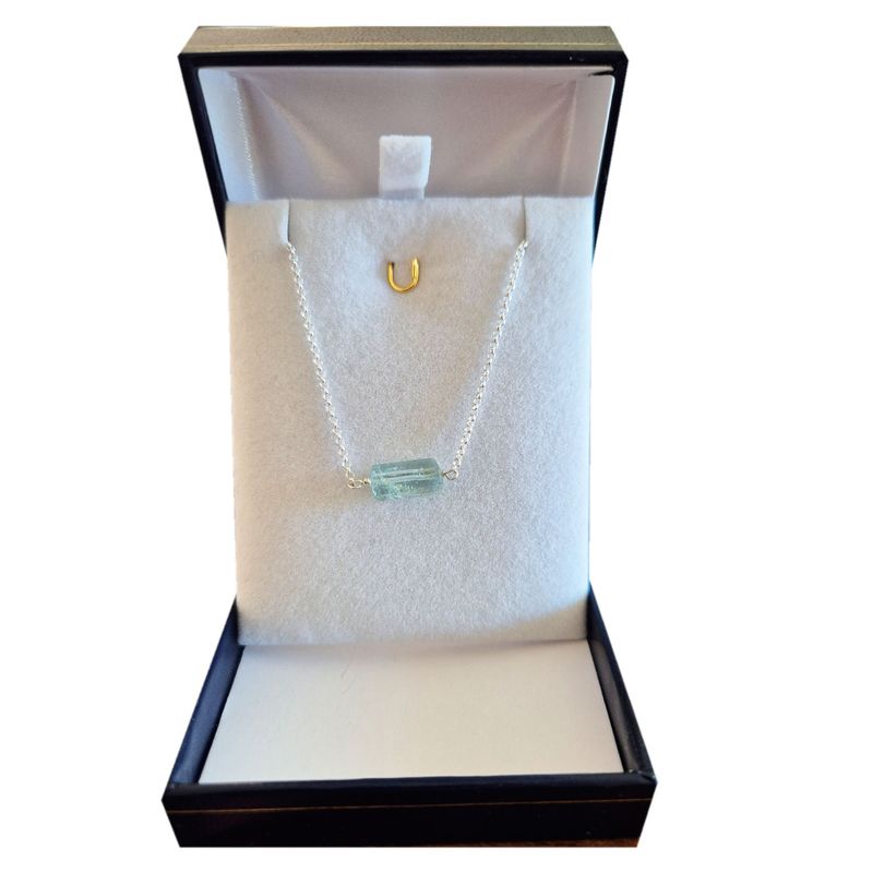 GENERICO - Collar Turmalina con Cadena de Plata Piedra natural - MAHUT JOYAS