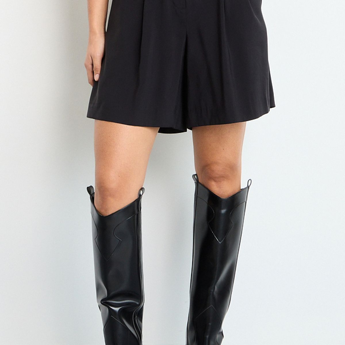 IO - Short Mujer Negro Io