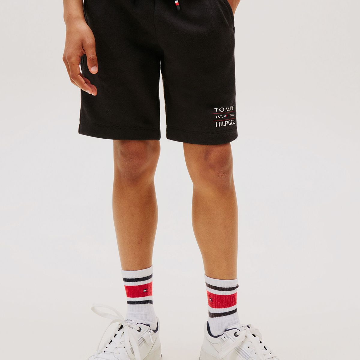 TOMMY HILFIGER - Short Con Logo Gráfico Negro Tommy Hilfiger