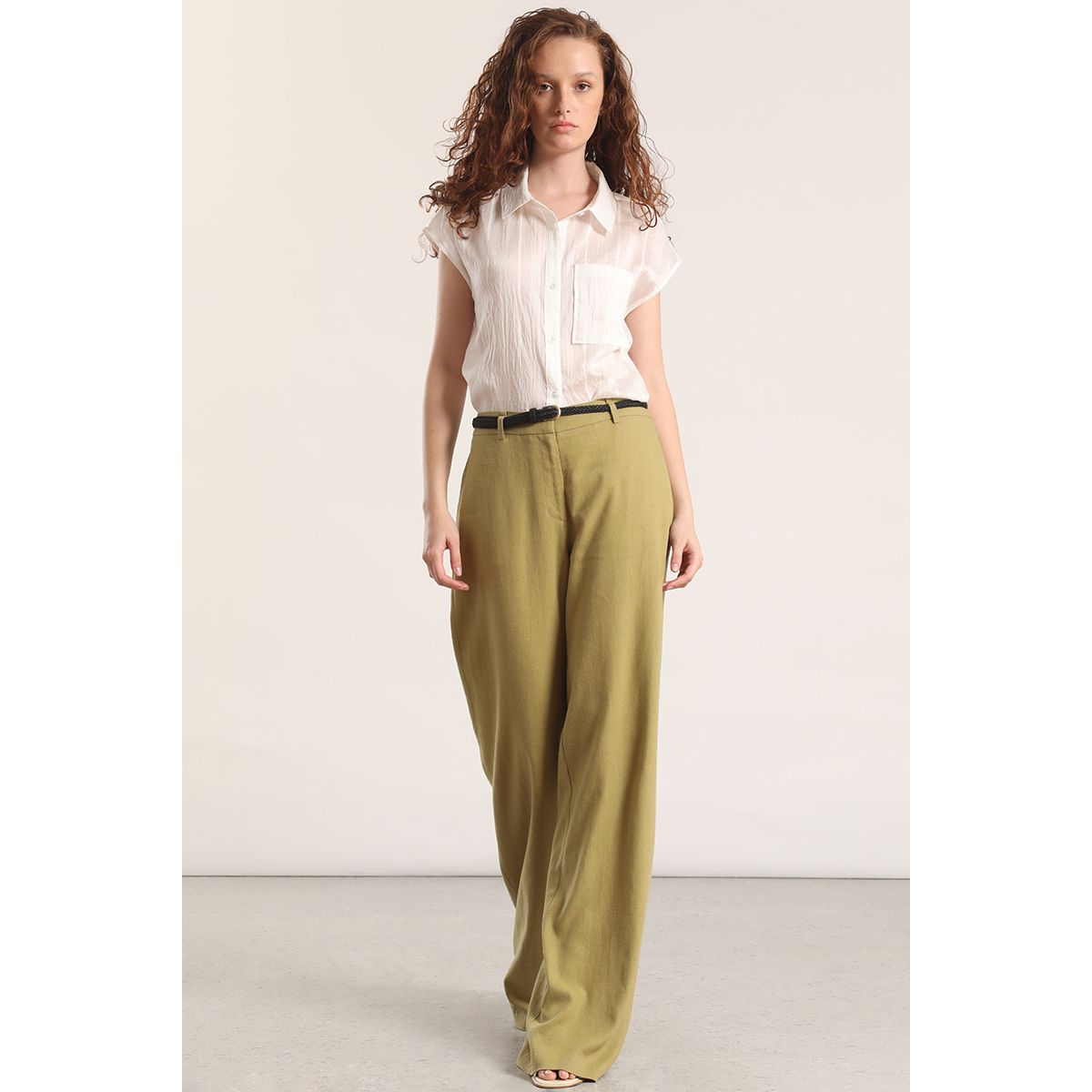 LIOLA - Pantalón ancho cinturón lino liola mujer verde