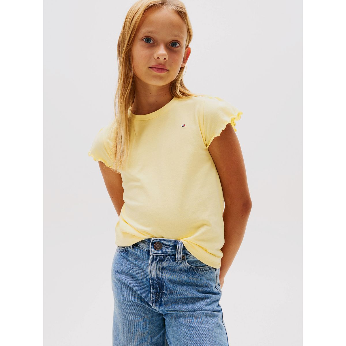 TOMMY HILFIGER - Polera Essential De Corte Slim Con Volantes Amarillo Tommy Hilfiger