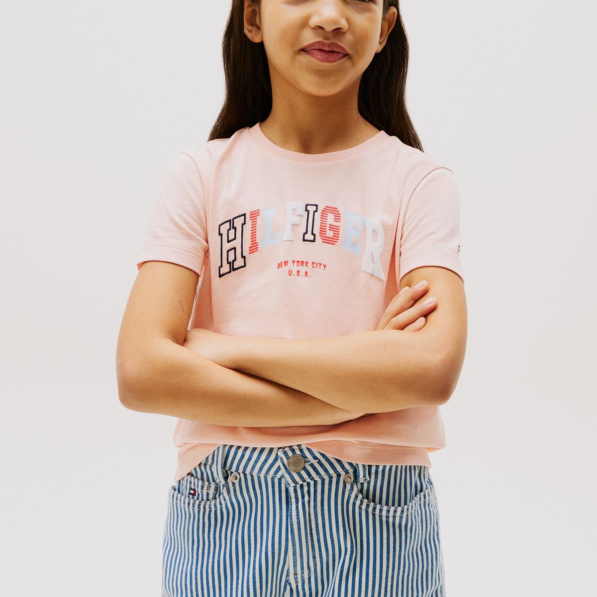 TOMMY HILFIGER - Polera Tipo Universitaria De Cuello Redondo Rosado Tommy Hilfiger