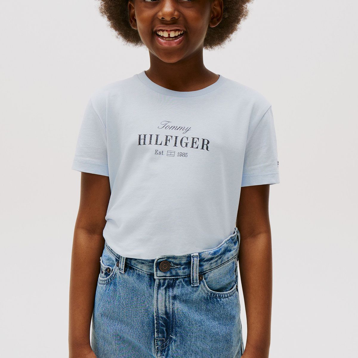 TOMMY HILFIGER - Polera Con Logo De Purpurina Celeste Tommy Hilfiger