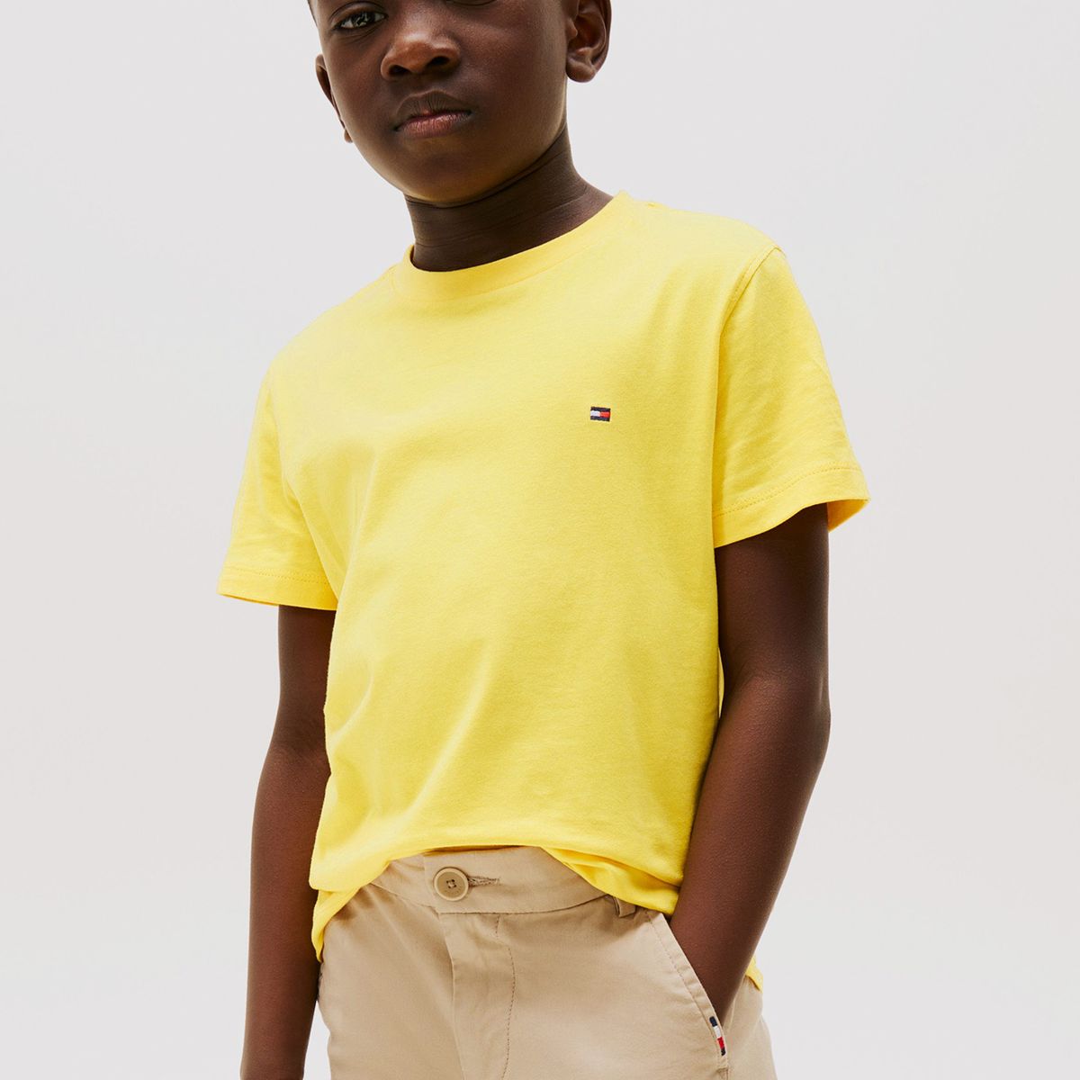 TOMMY HILFIGER - Polera Essential De Cuello Redondo Amarillo Tommy Hilfiger