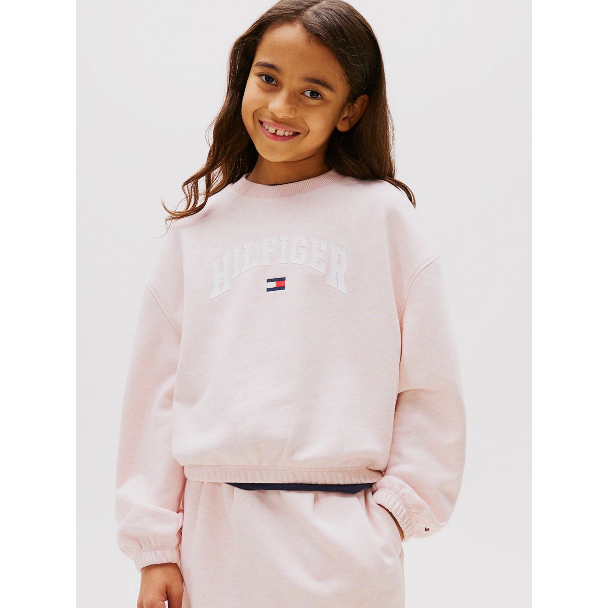 TOMMY HILFIGER - Polerón Universitario De Corte Amplio Rosado Tommy Hilfiger