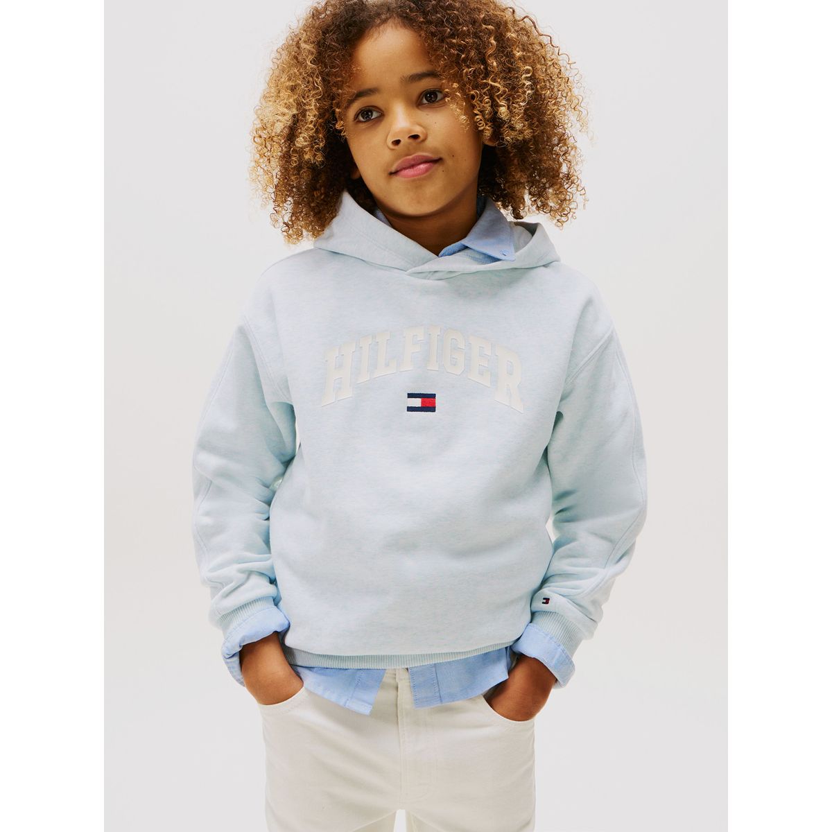TOMMY HILFIGER - Polerón Gorro Estilo Universitario Celeste Tommy Hilfiger