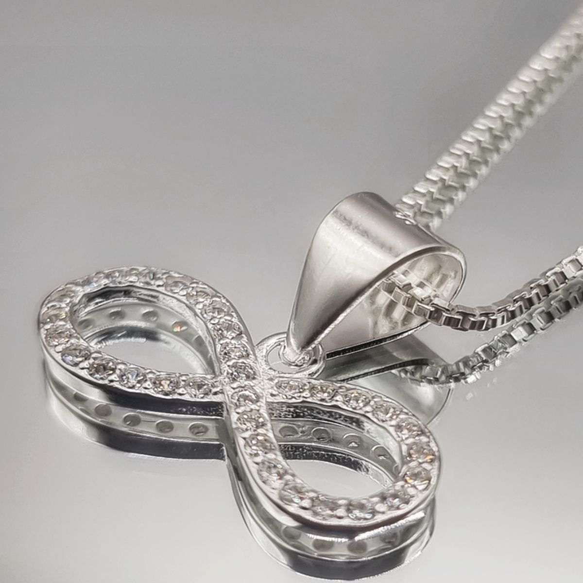 LK LUKSO - Collar Amor Infinito con Circones en Plata 925