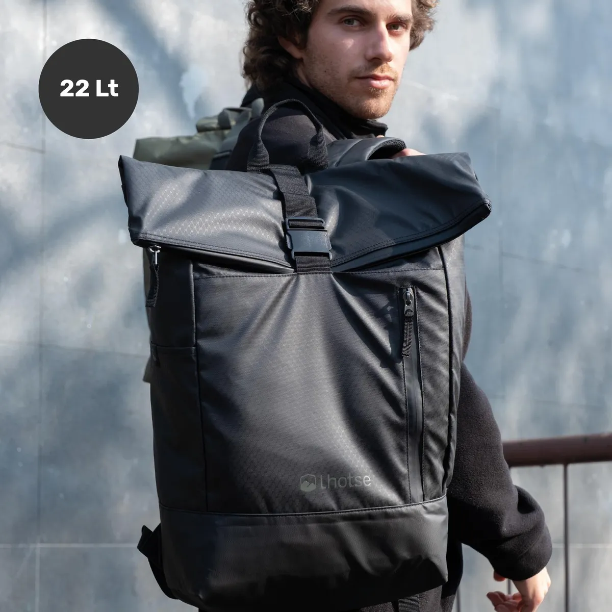 LHOTSE - Mochila Roll Top Makalu 22L Impermeable Porta Notebook Lhotse