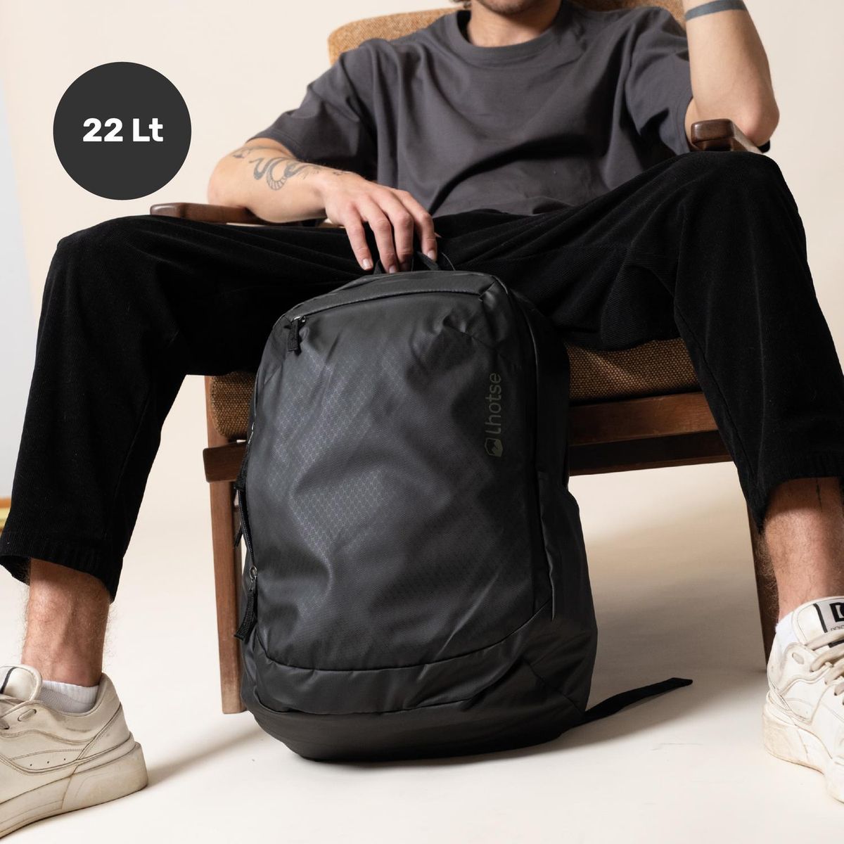 LHOTSE - Mochila Urbana Pumori 22L Impermeable Porta Notebook Lhotse