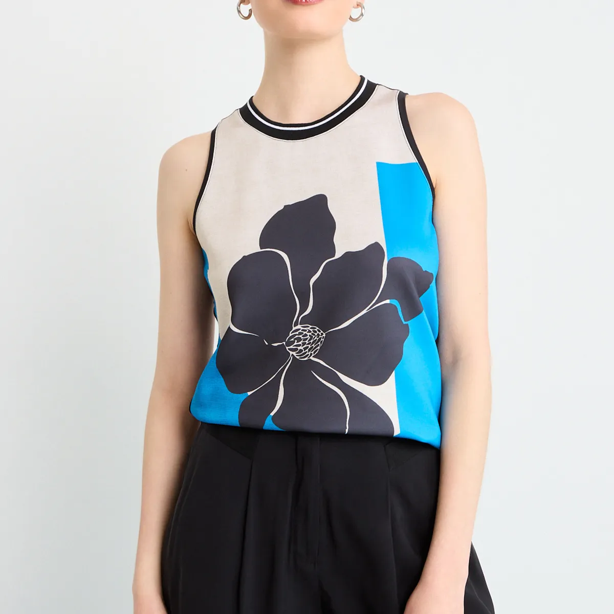 IO - Polera Sin Mangas Mujer Negro Io