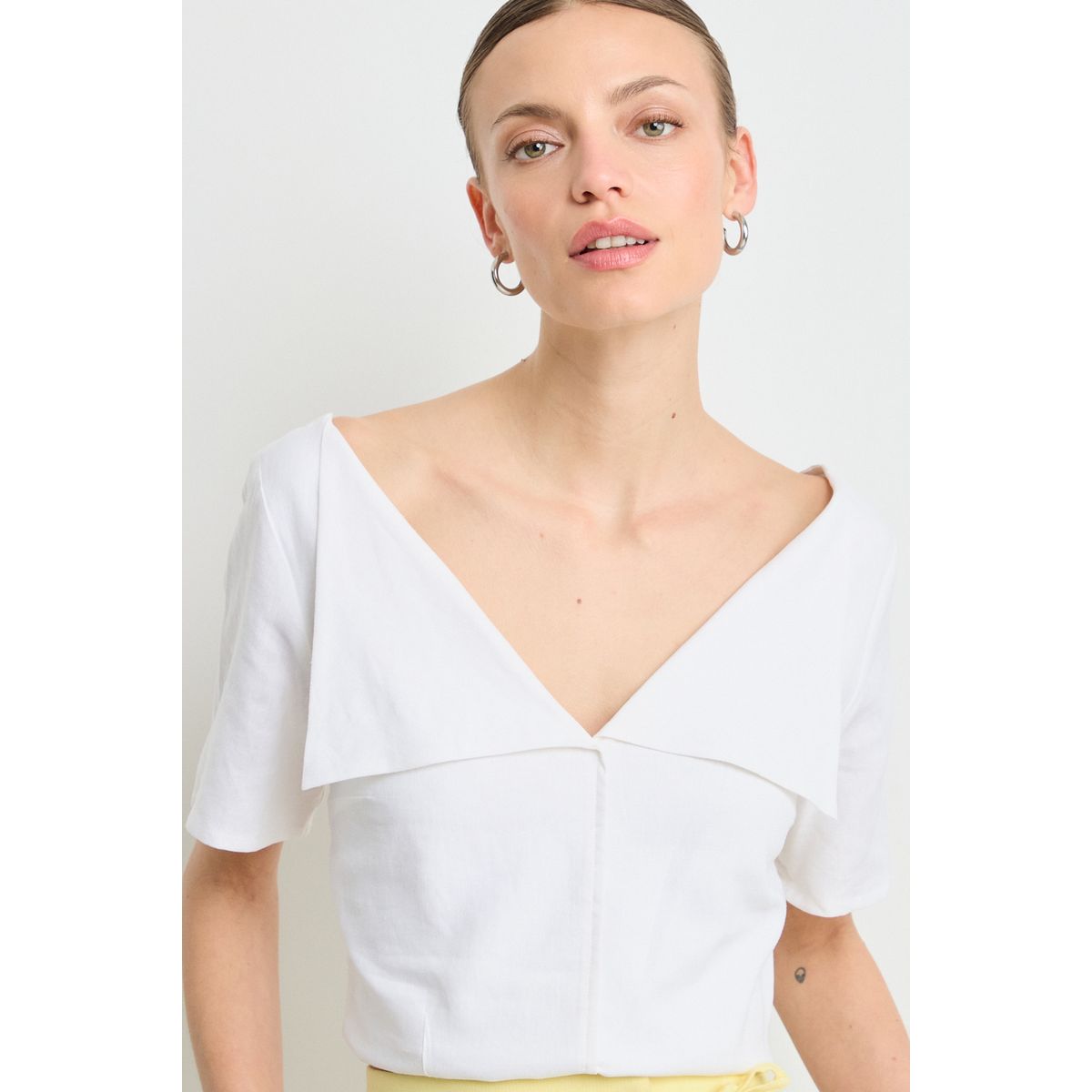 IO - Blusas Manga Corta Mujer Crudo Io