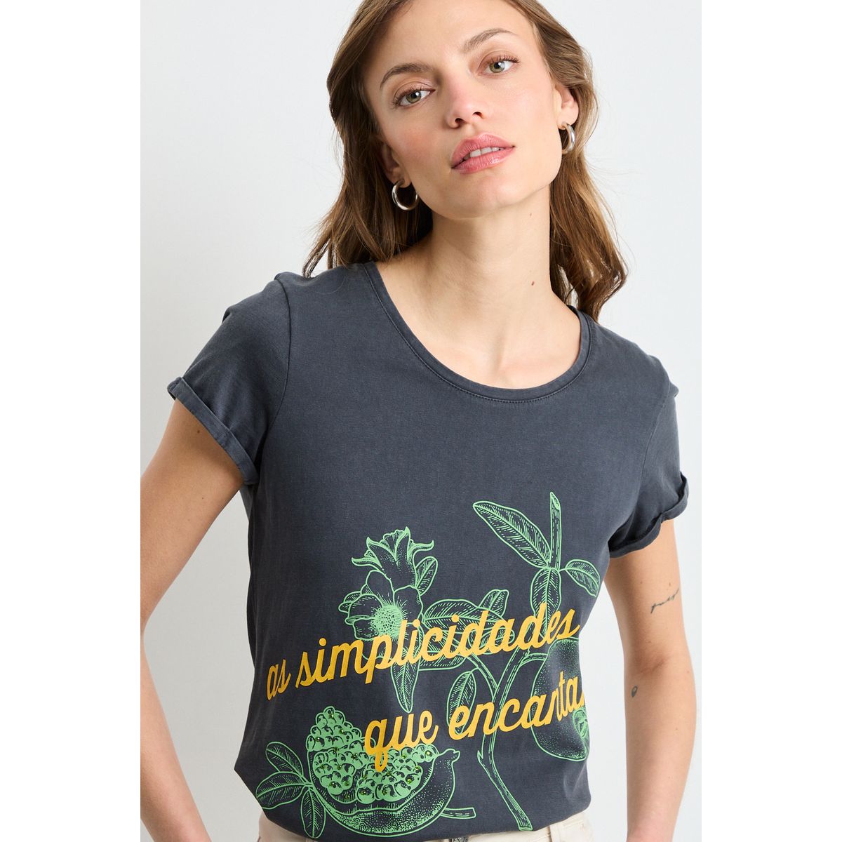 IO - Polera Manga Corta Mujer Gris Io