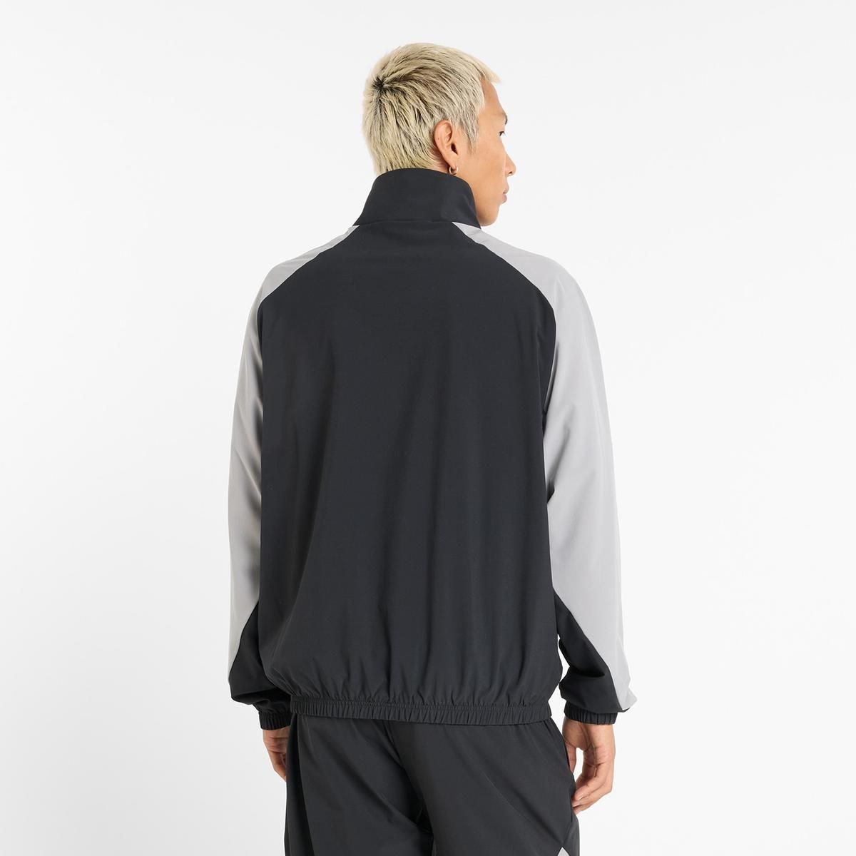 NEW BALANCE - Chaqueta Lifestyle Hombre New Balance In Game Negra