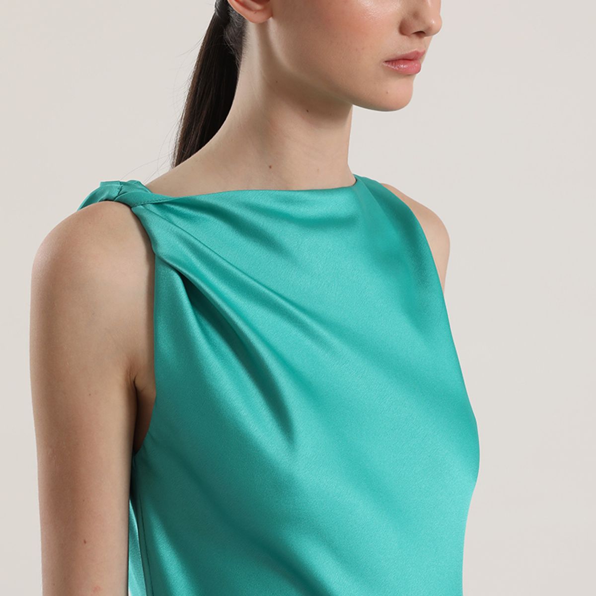 LIOLA - Vestido maxi satín Liola mujer verde