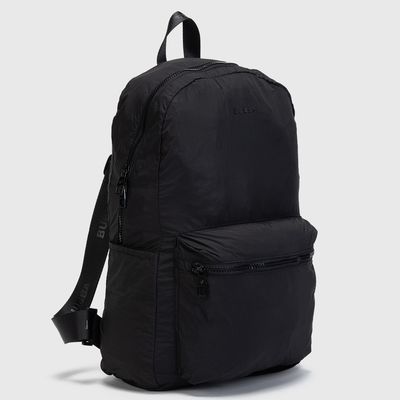 Imagen 2 del producto Mochila Travel Light Black Essentials