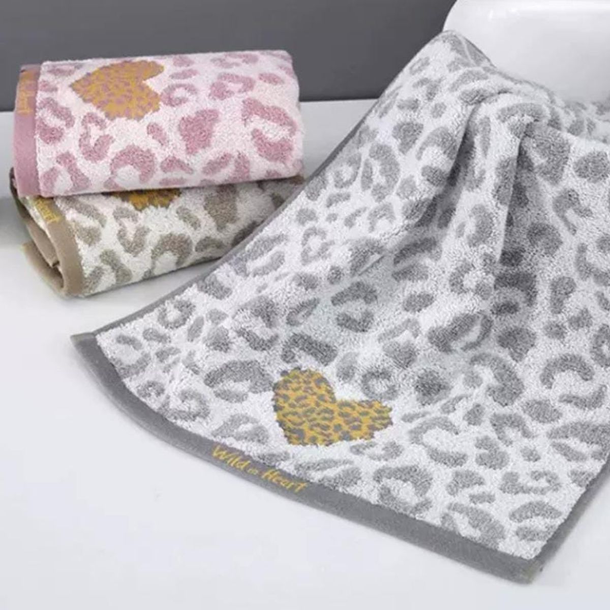 HOMEY - Pack De 3 Toallas 100% Algodon Animal Print Con Corazones