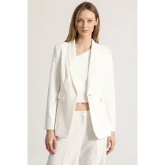 LIOLA - Blazer entallado smoking mujer crudo