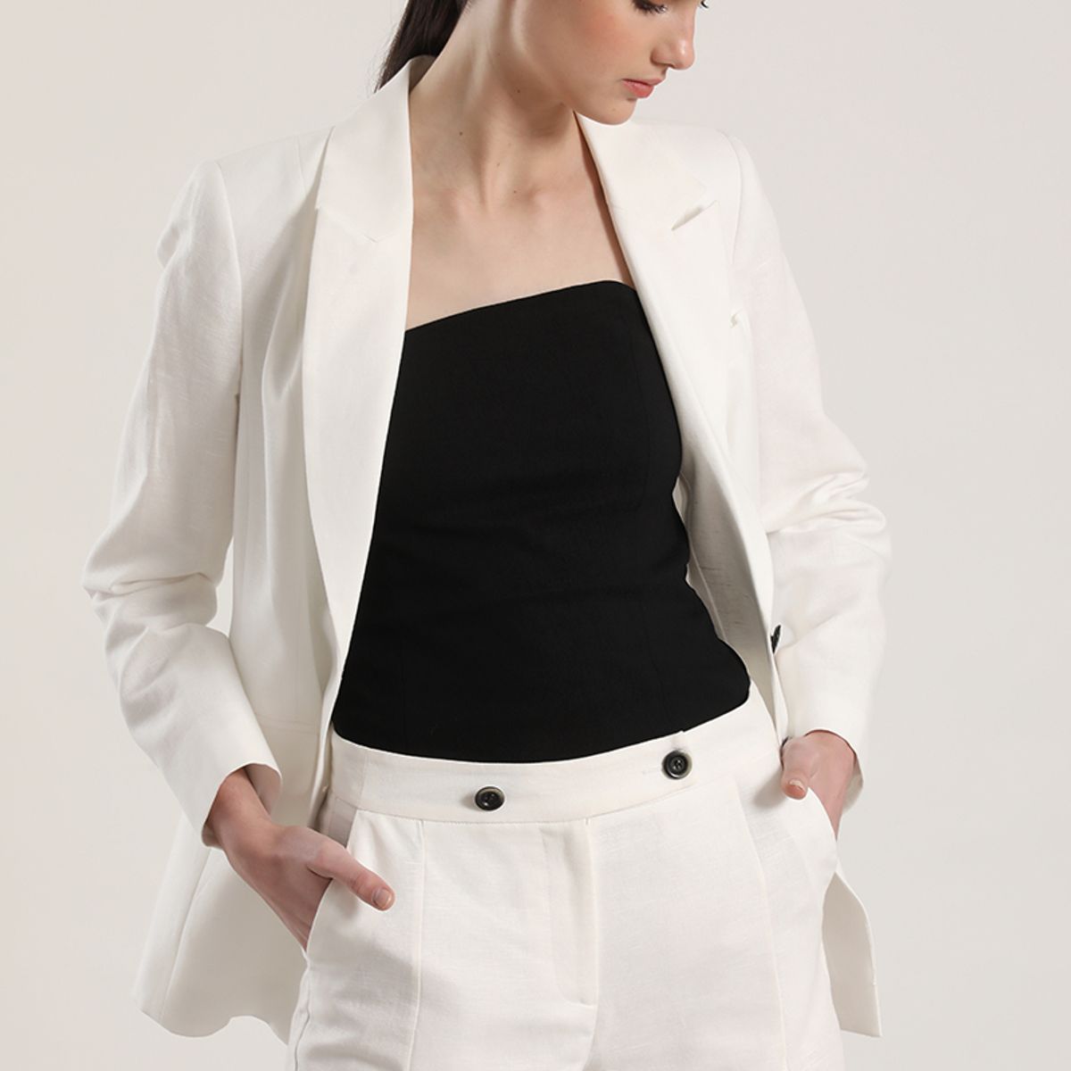 LIOLA - Blazer clásico entallado lino Liola mujer crudo