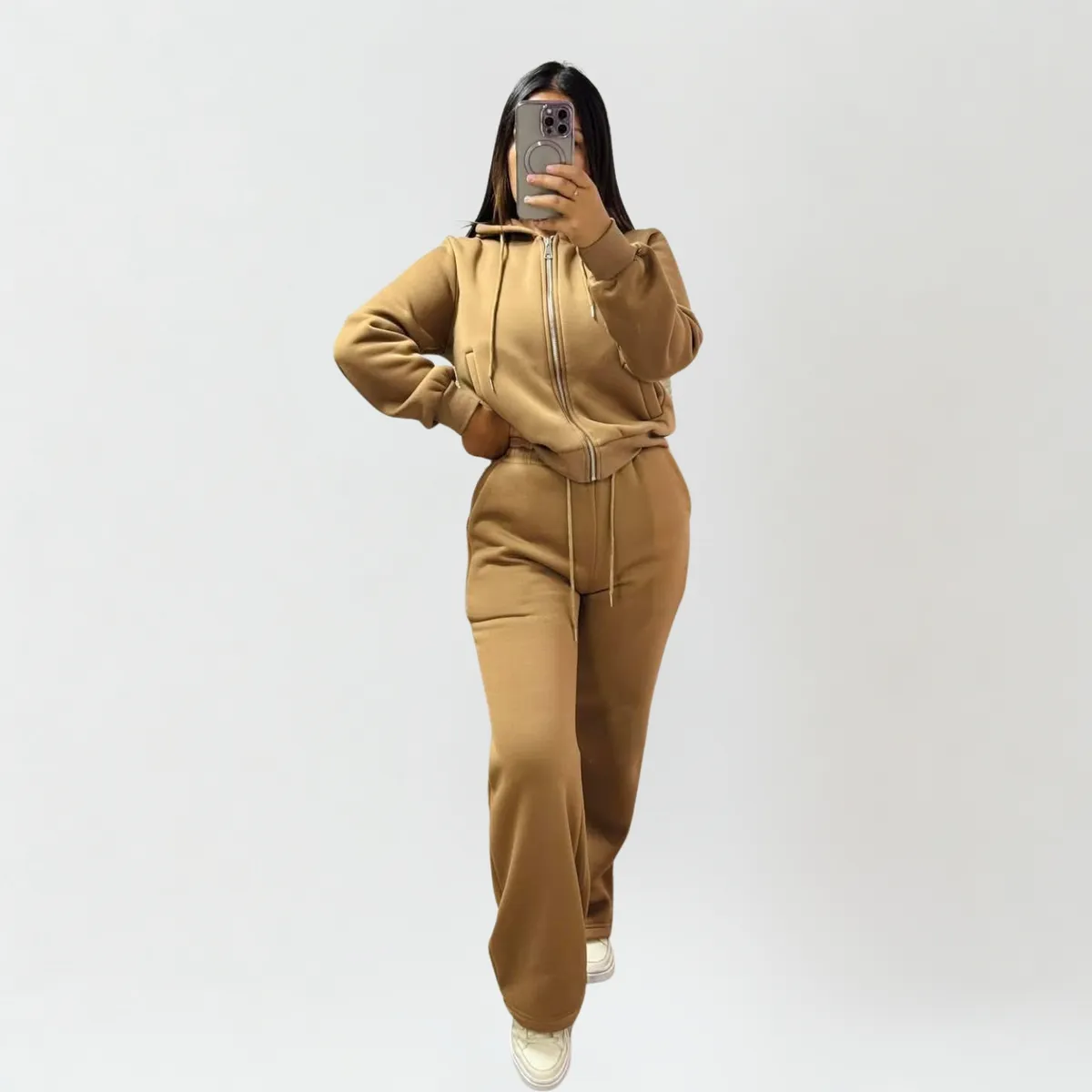 DESIGNERS - Conjunto Buzo Deportivo Mujer