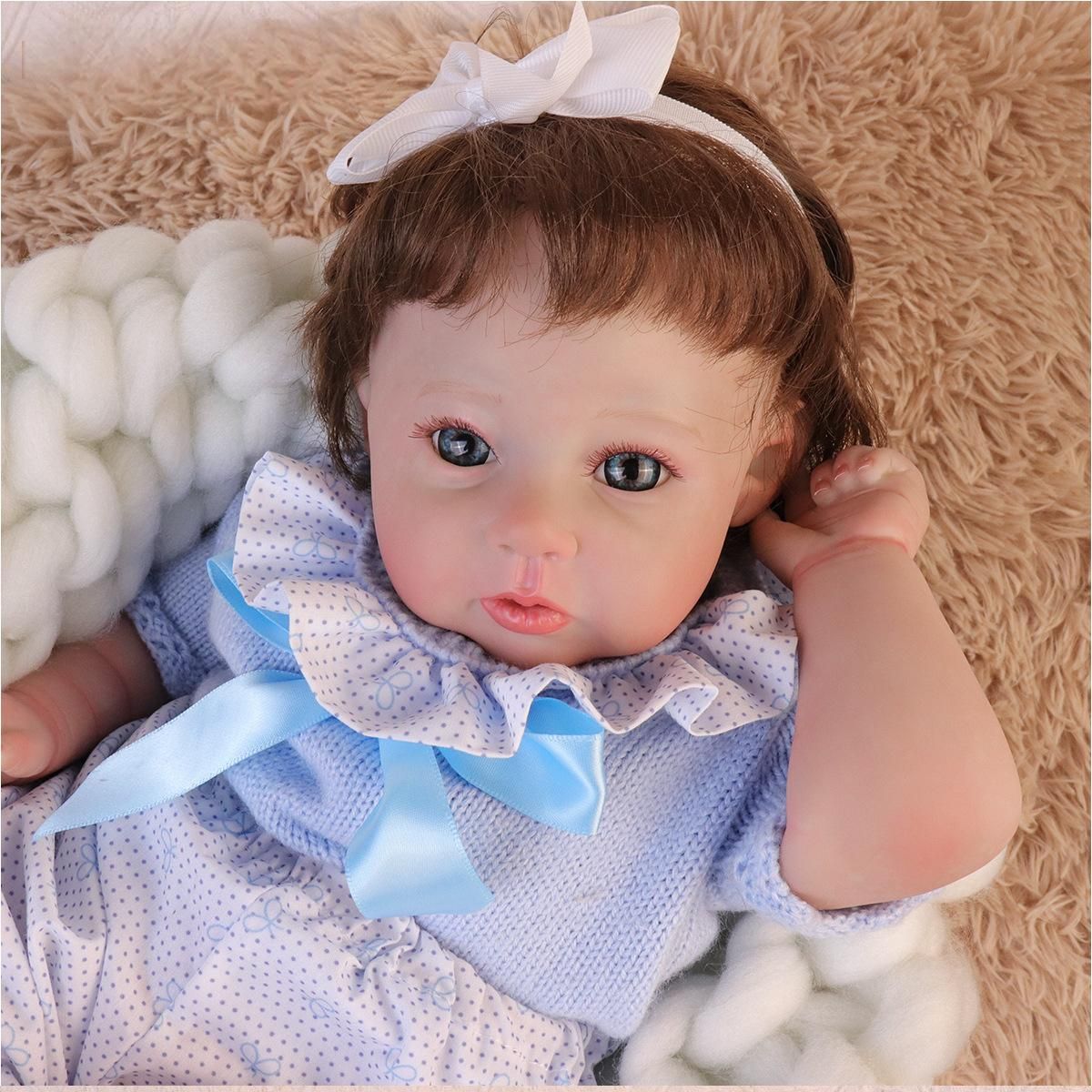 MAMITA Y BEBE - Muñeca Bebé Reborn 50cm con Camisa Azul -Sumergible