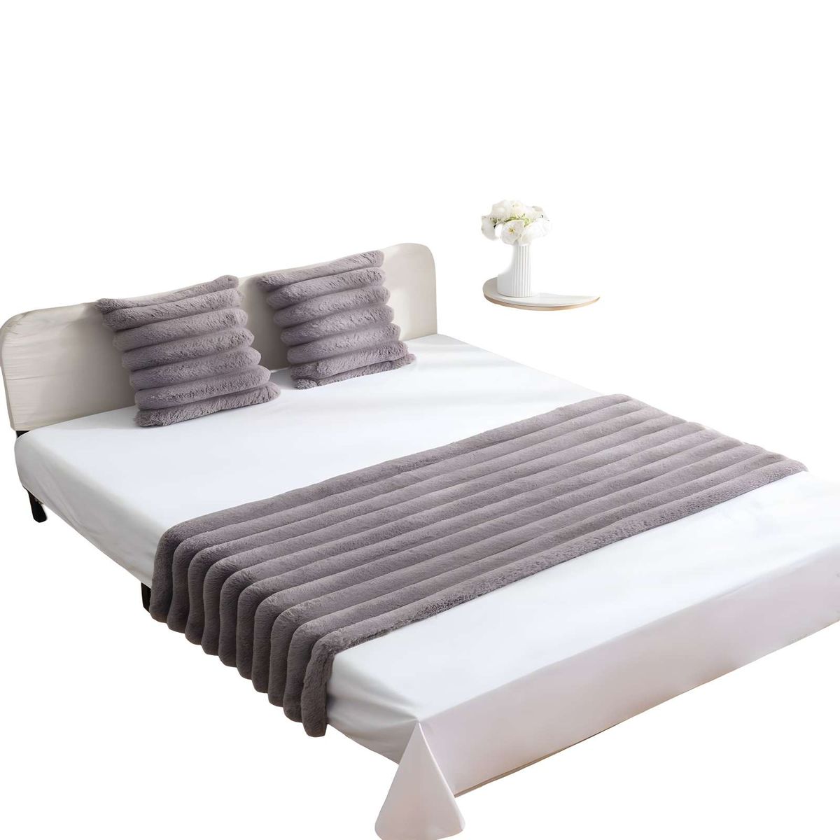 GENERICO - PIECERA MAS DOS FUNDAS DE COJIN MODELO LINEAL KING GRIS