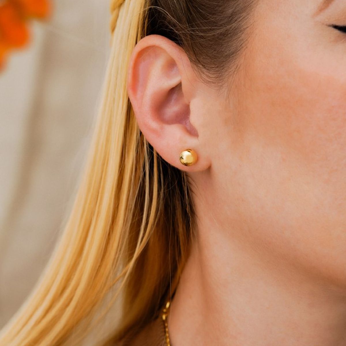 GENERICO - arete topo balin 8mm oro laminado de 18k