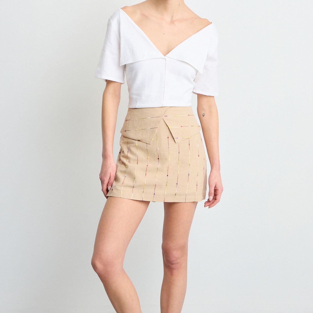 IO - Short Mujer Beige Io