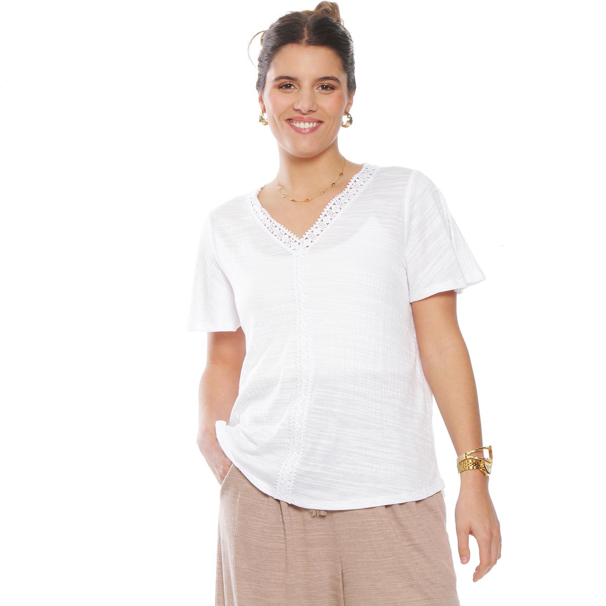 WADOS - POLERA MANGA CORTA SOLIDA ESCOTE V CON APLICACION