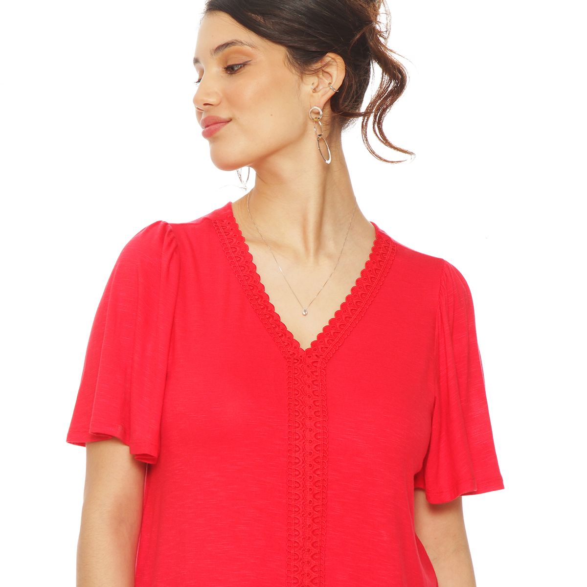 WADOS - POLERA MANGA CORTA SOLIDO ESCOTE V CON APLICACION