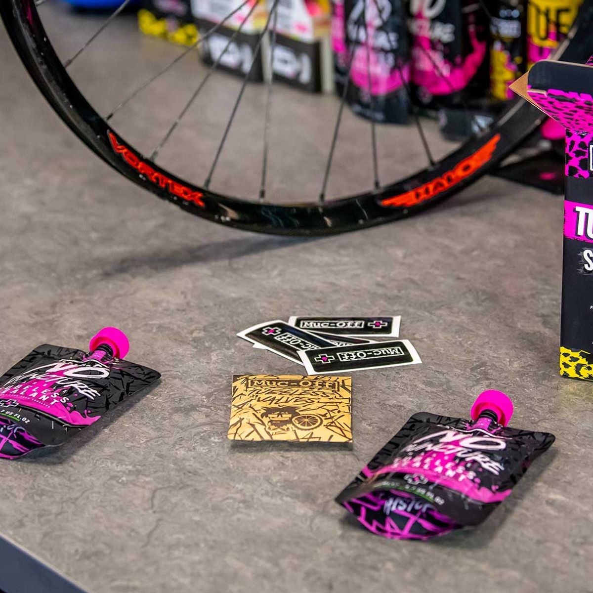 MUC OFF - Kit ultimate tubeless Muc-Off para DH-wide