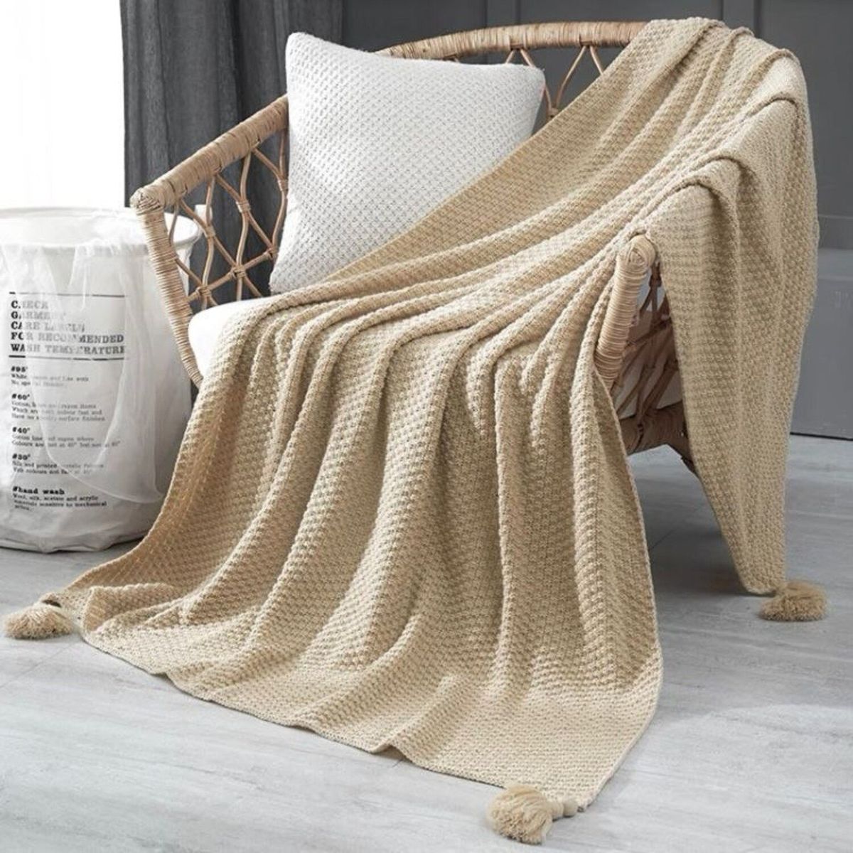 GENERICO - Manta Nordica Con Borlas Tejida Frazada Decorativa 127x172cm - Beige - 2 Plazas