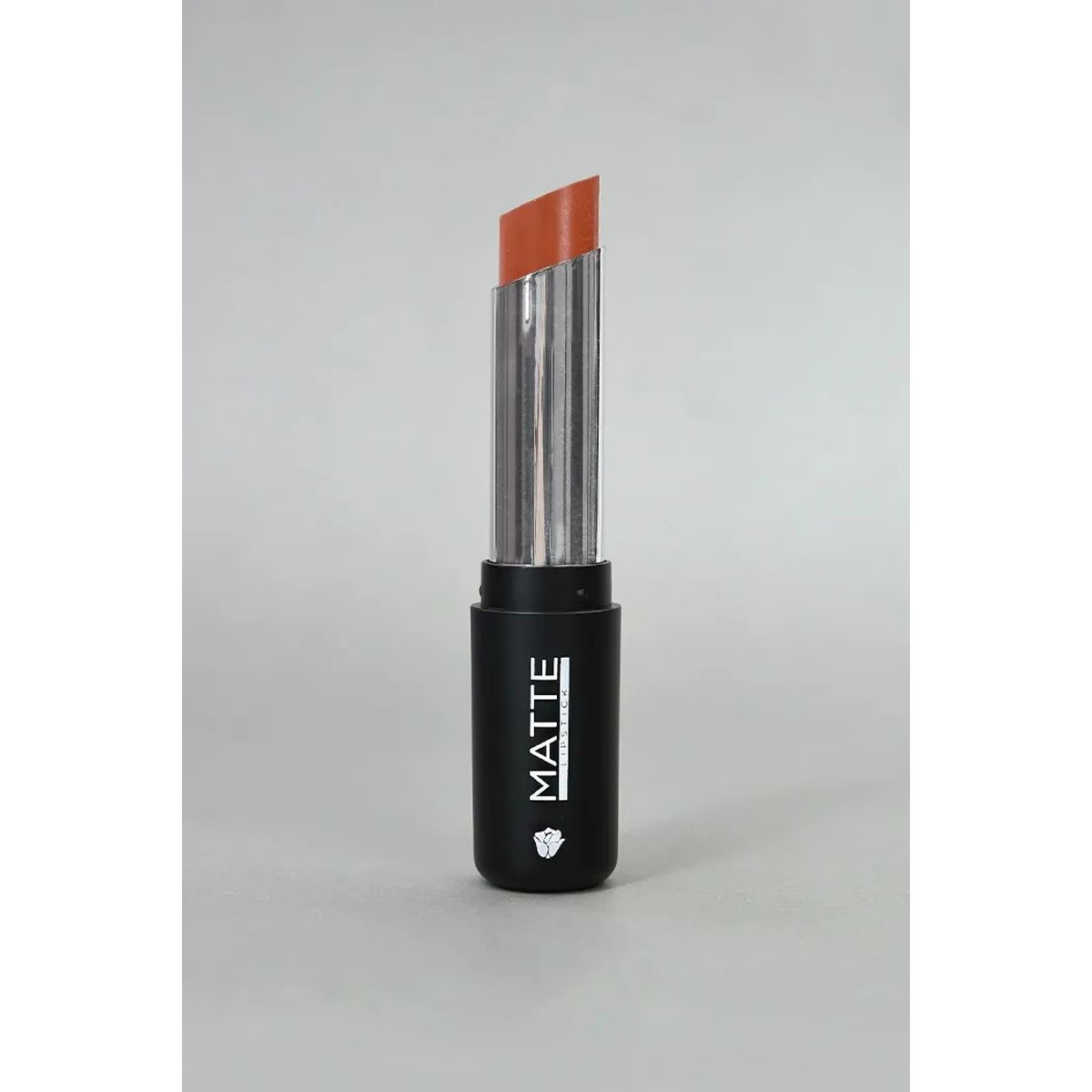 DOLCE BELLA - LABIAL EN BARRA MATTE TONO BRAVE DOLCE BELLA