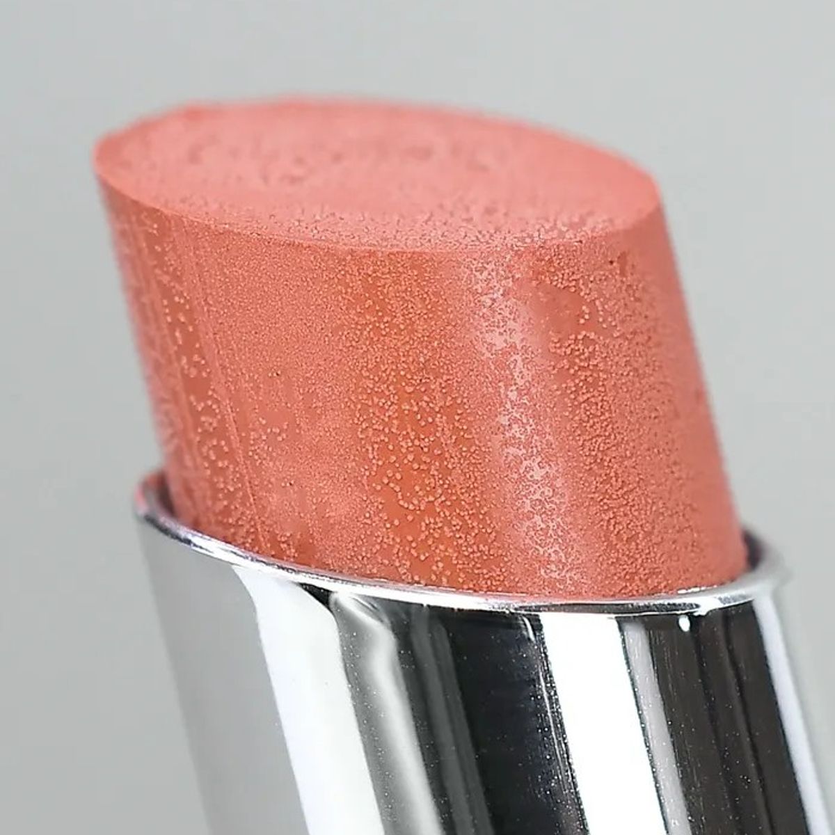 DOLCE BELLA - LABIAL EN BARRA MATTE TONO JUNGLE DOLCE BELLA