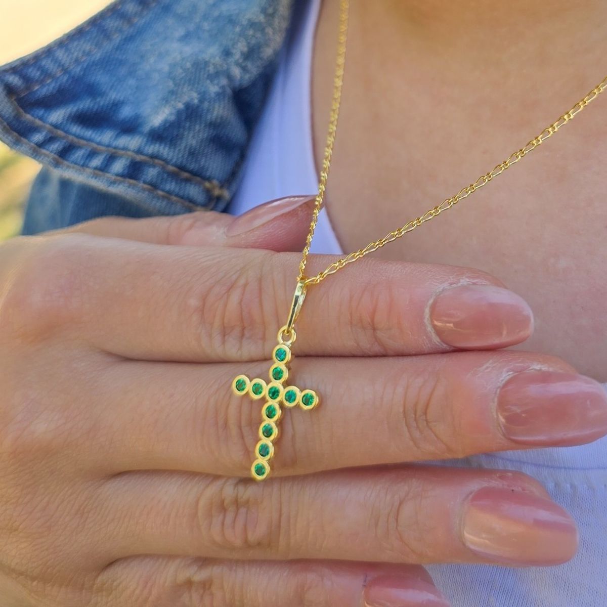 GENERICO - Colgante Cruz mini swarovski oro laminado 18k