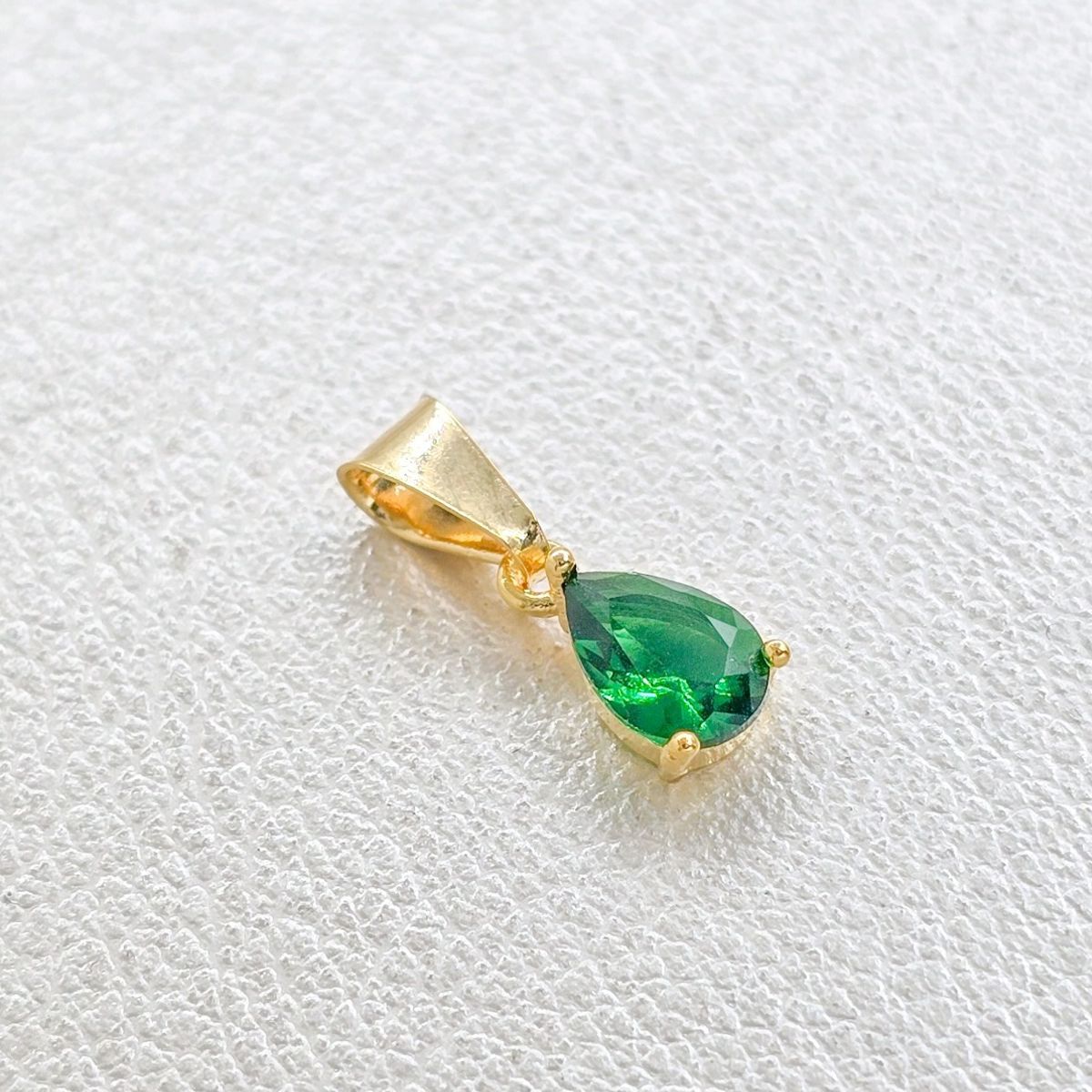 GENERICO - Dije Gota Only Oro Laminado 18k